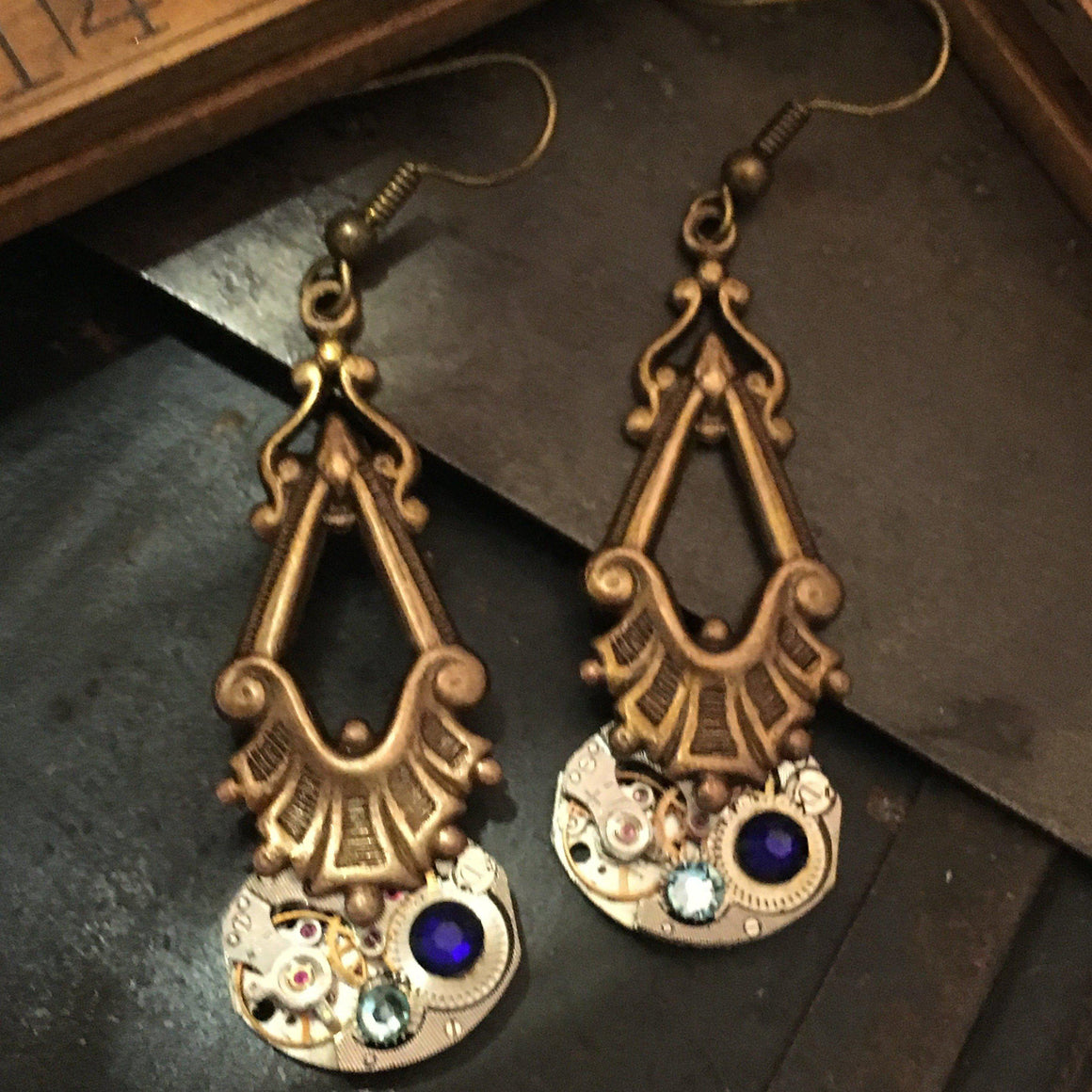 Eloise, Art Deco Dangle Earrings - The Victorian Magpie