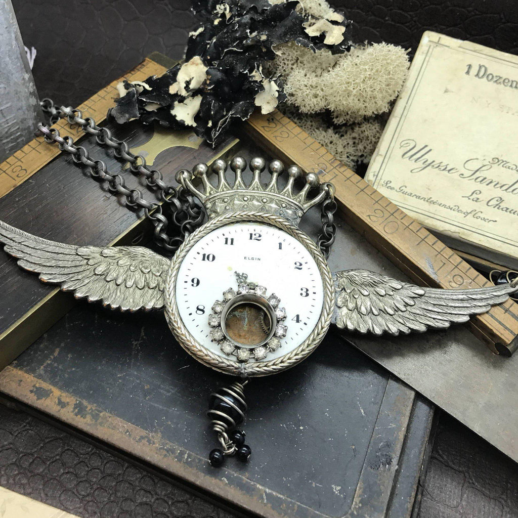 Time Fly's Steampunk Necklace - The Victorian Magpie