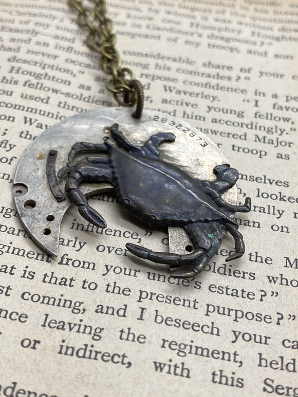 Quincy, Crab Necklace - The Victorian Magpie