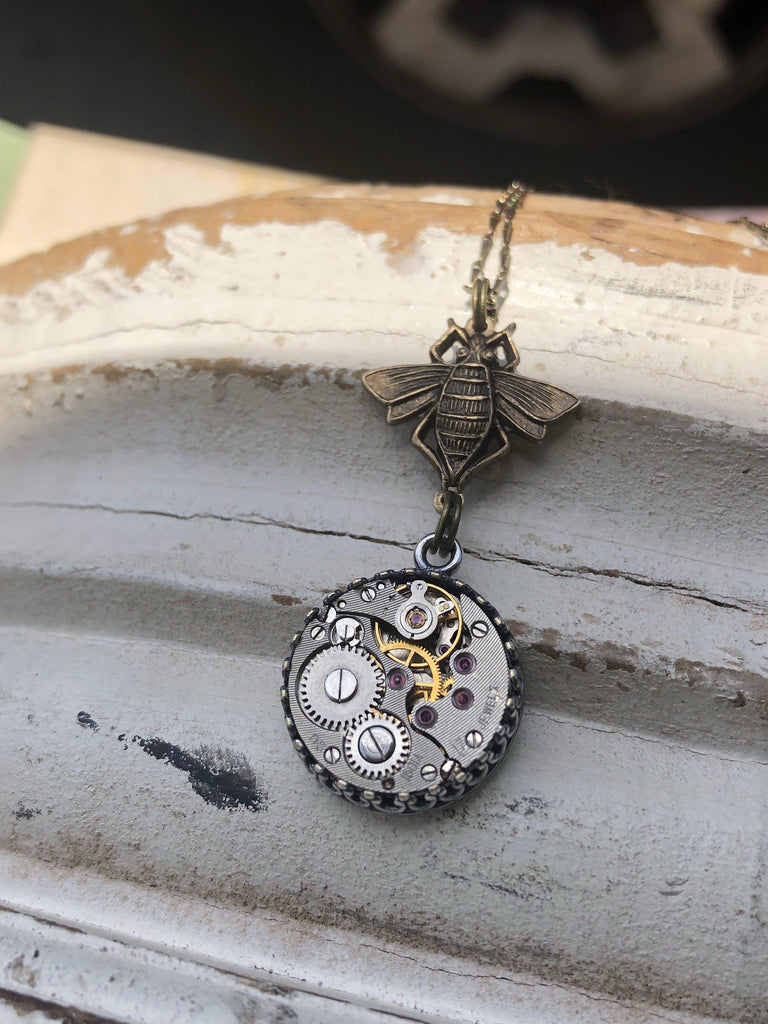 Hanna, Bee Necklace - The Victorian Magpie